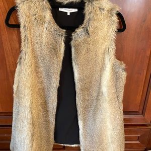Zara fur vest
